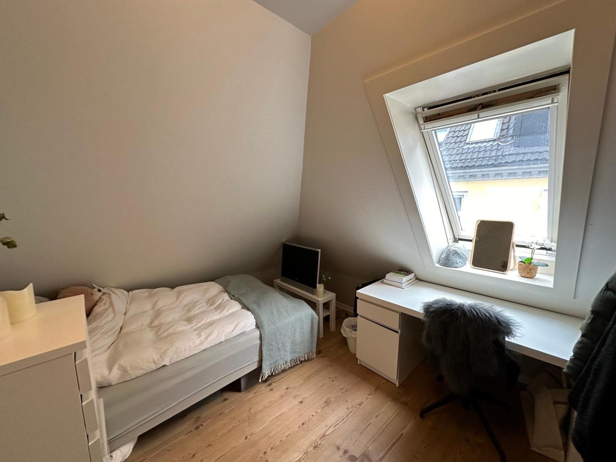 Sjarmerende Bolig Like Ved Togstasjonen Apartment Bergen Exterior photo