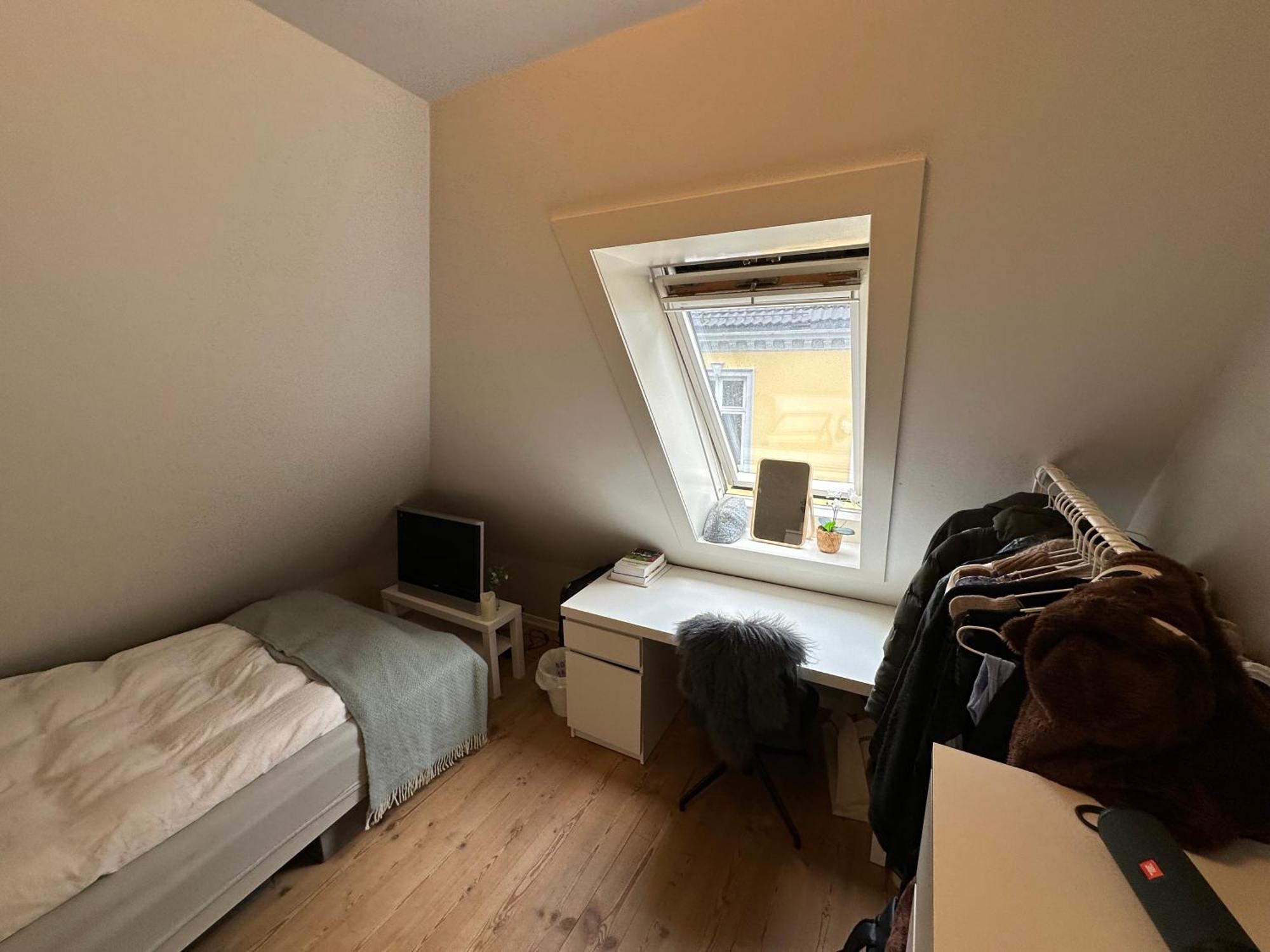 Sjarmerende Bolig Like Ved Togstasjonen Apartment Bergen Exterior photo