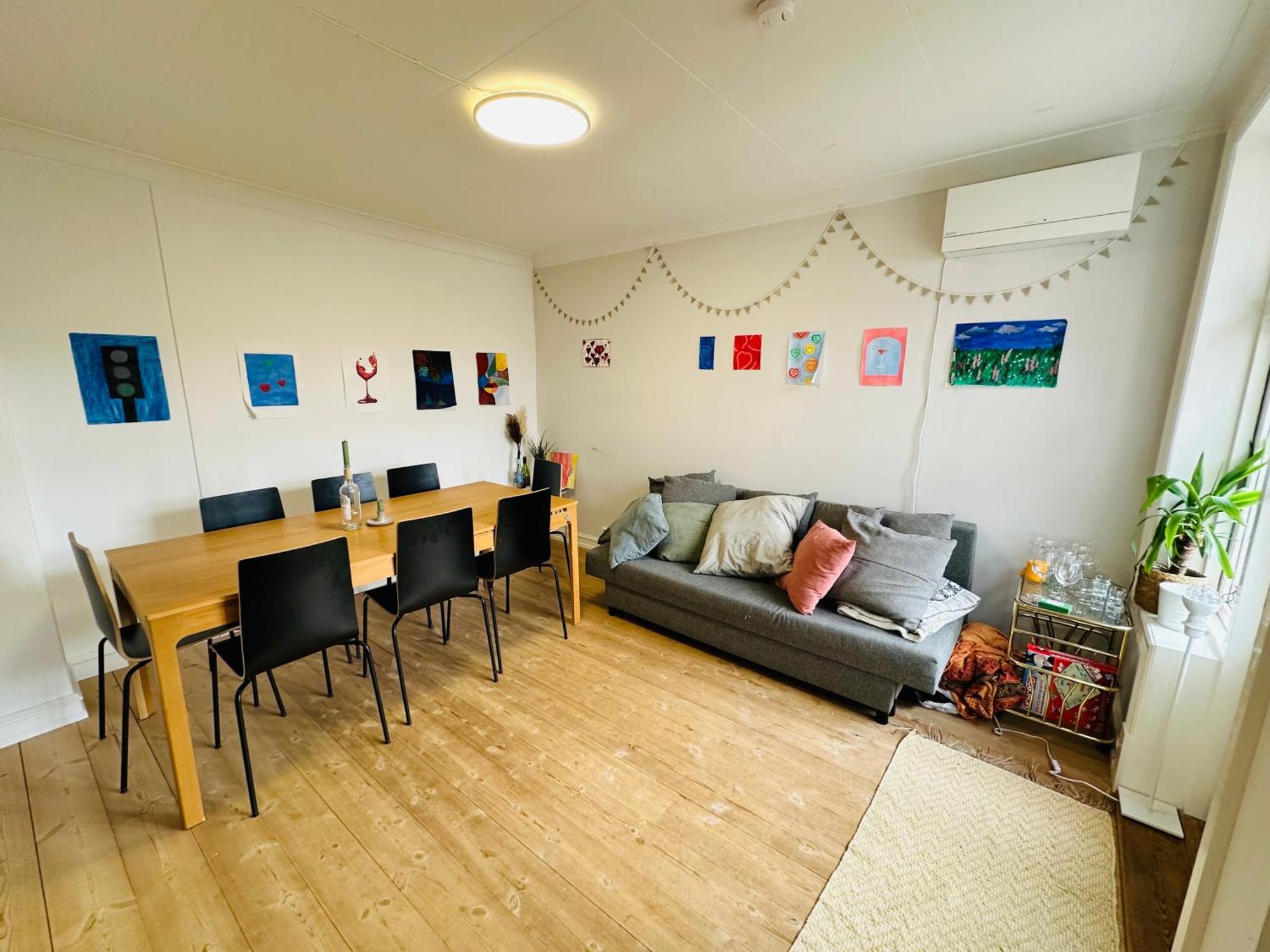 Sjarmerende Bolig Like Ved Togstasjonen Apartment Bergen Exterior photo